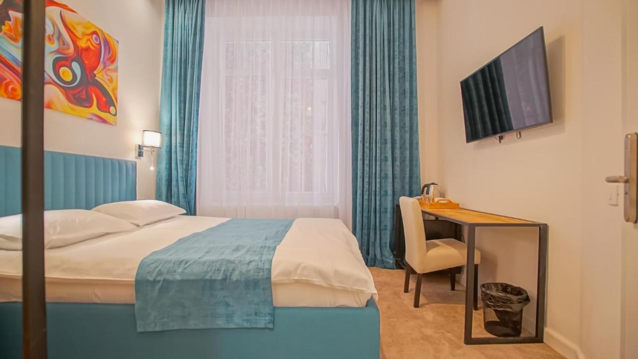Aparthotel Zoom *